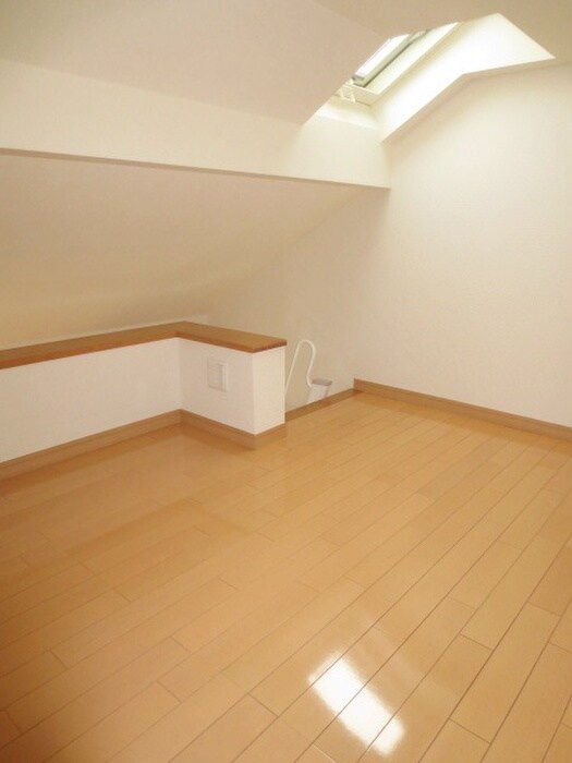 物件内観写真12　(ロフト)