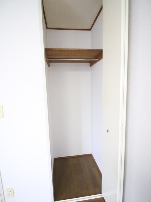 物件内観写真15　(収納)