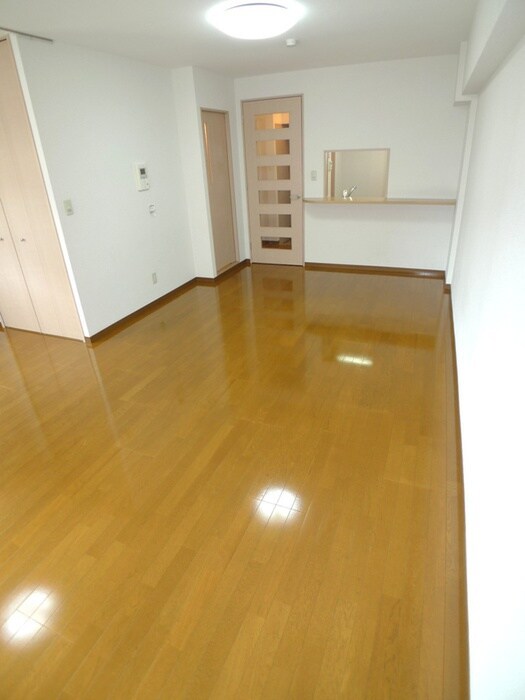 物件内観写真4　(居室)