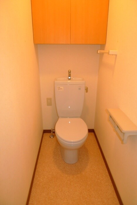 物件内観写真11　(トイレ)