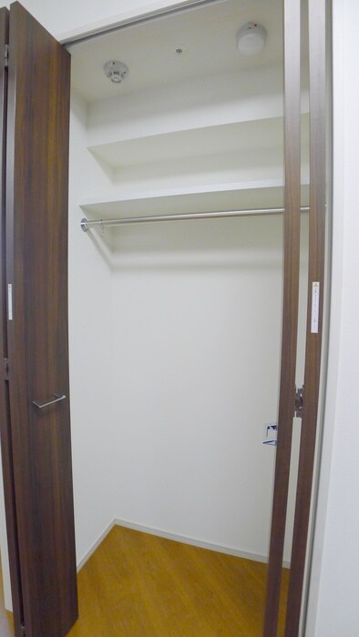 物件内観写真15　(収納)