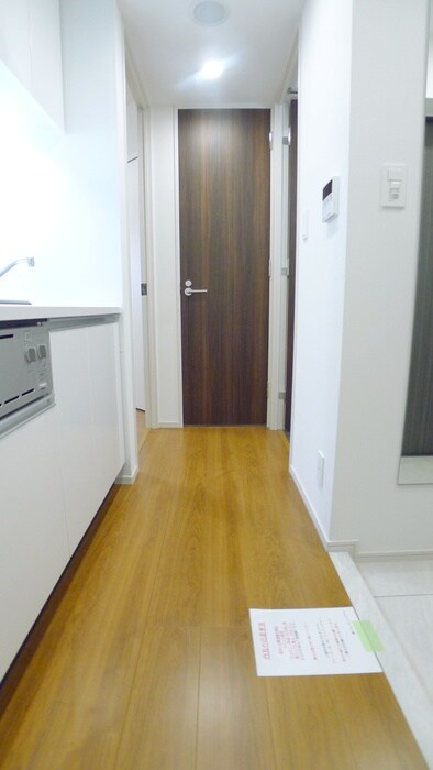 物件内観写真20　(廊下)