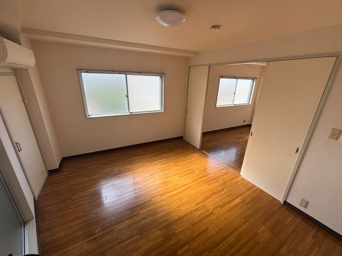 物件内観写真9　(居室)