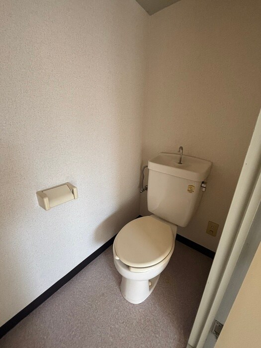 物件内観写真12　(トイレ)