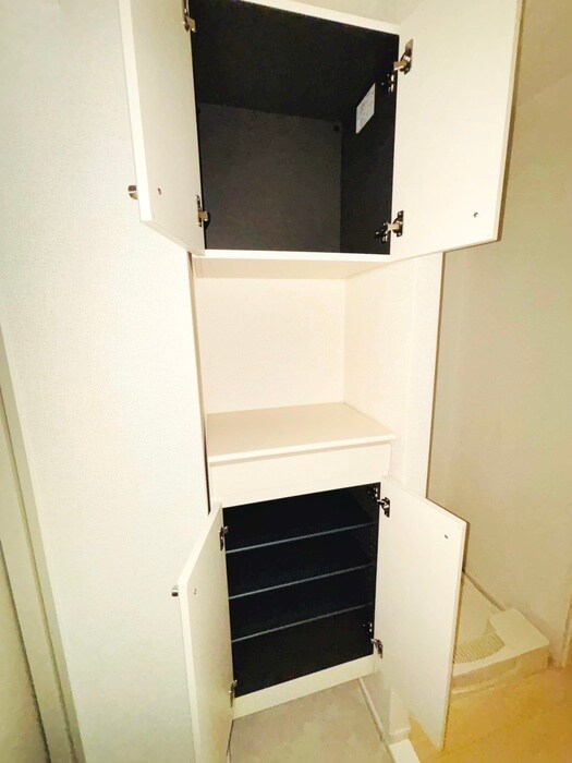 物件内観写真16　(靴箱)