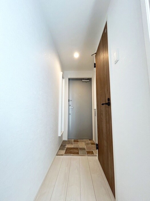 物件内観写真18　(廊下)