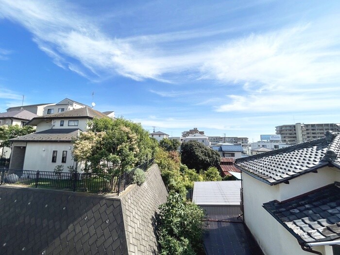 物件内観写真22　(室内からの展望)