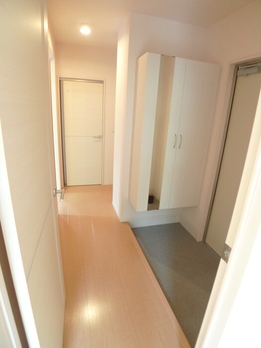 物件内観写真14　(廊下)