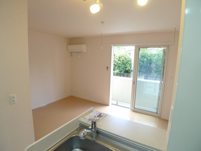 物件内観写真17　(居室)