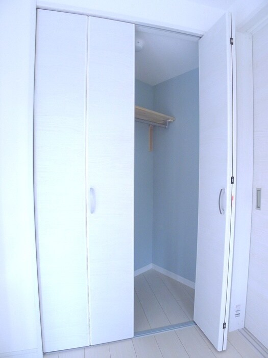 物件内観写真16　(収納)