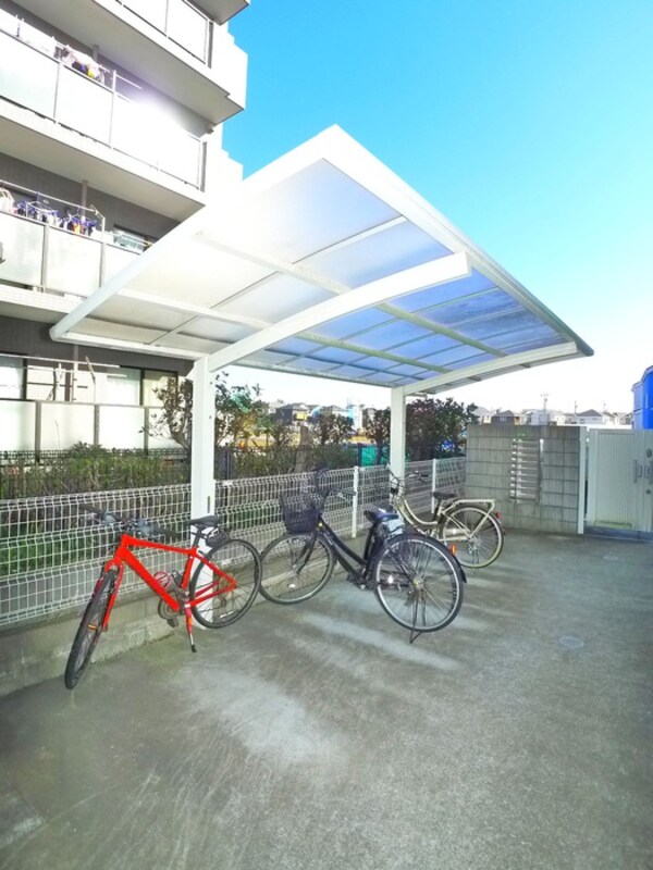 バイク置き場