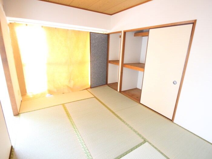 物件内観写真11　(収納)