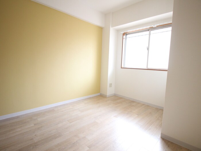 物件内観写真12　(居室)