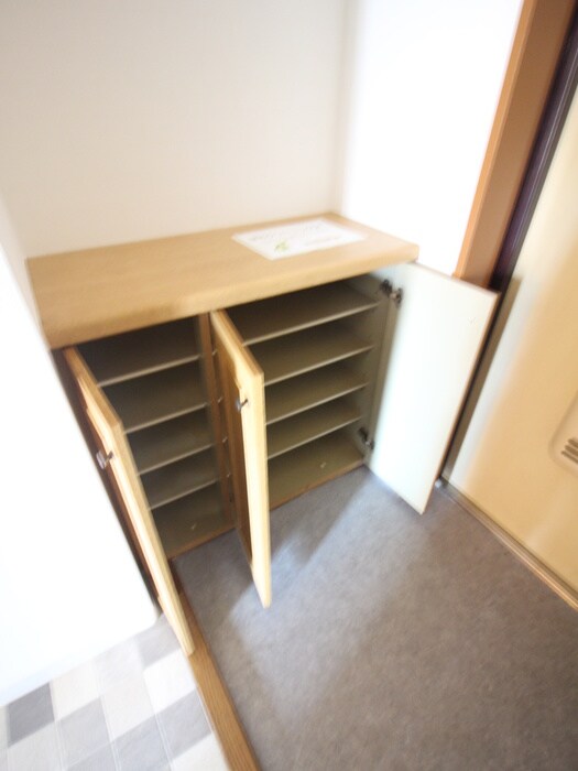 物件内観写真19　(靴箱)