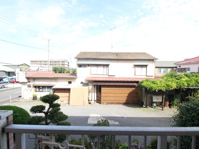 物件内観写真22　(室内からの展望)