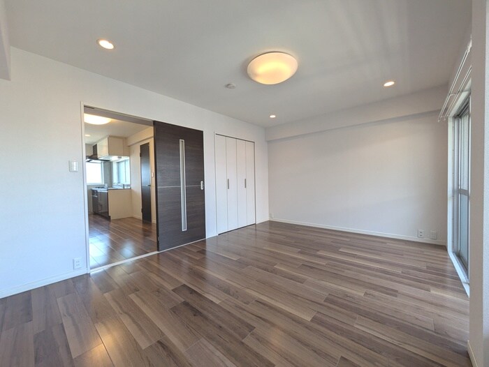 物件内観写真9　(居室)