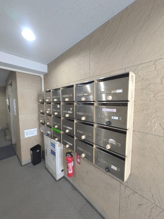 物件外観写真4　(建物設備)