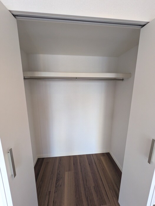 物件内観写真11　(収納)