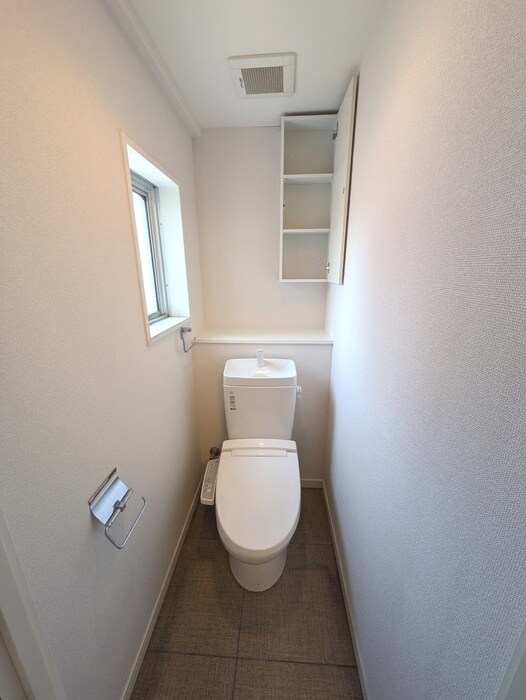物件内観写真15　(トイレ)