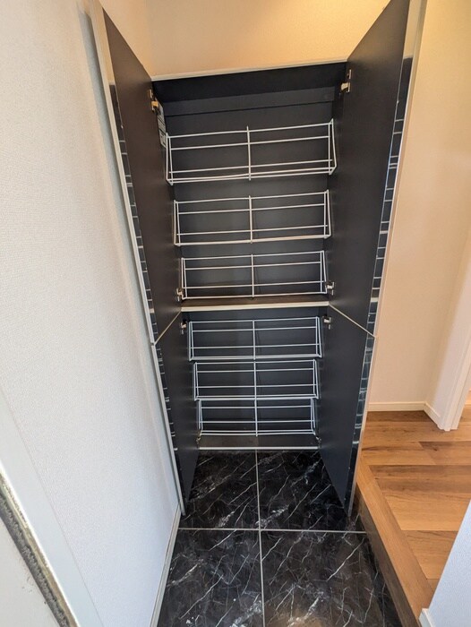 物件内観写真17　(靴箱)