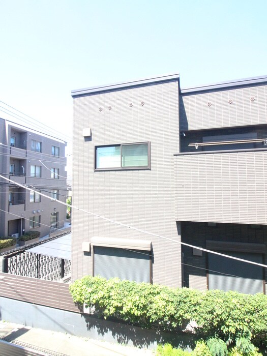 物件内観写真20　(室内からの展望)