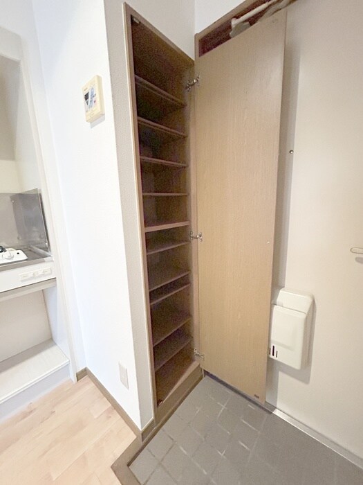 物件内観写真16　(靴箱)