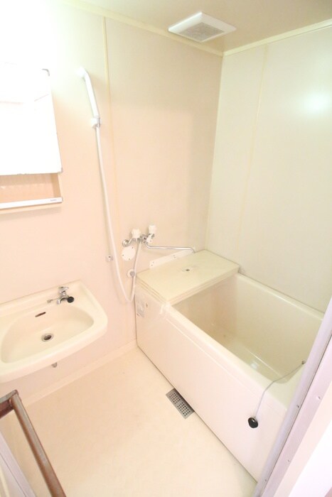 物件内観写真6　(バス／シャワールーム等)