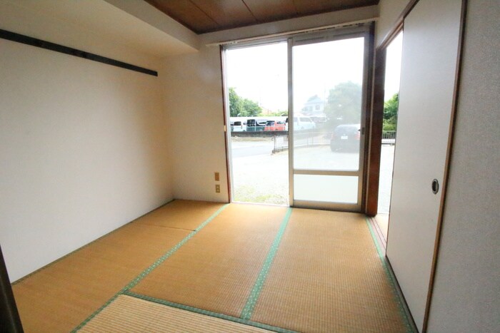 物件内観写真9　(居室)