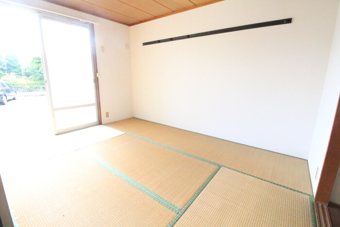 物件内観写真10　(居室)