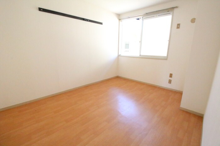 物件内観写真12　(居室)