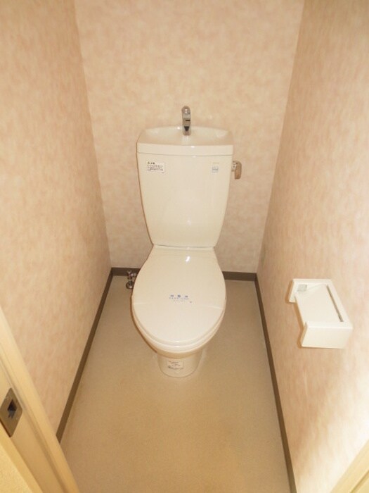 物件内観写真11　(トイレ)