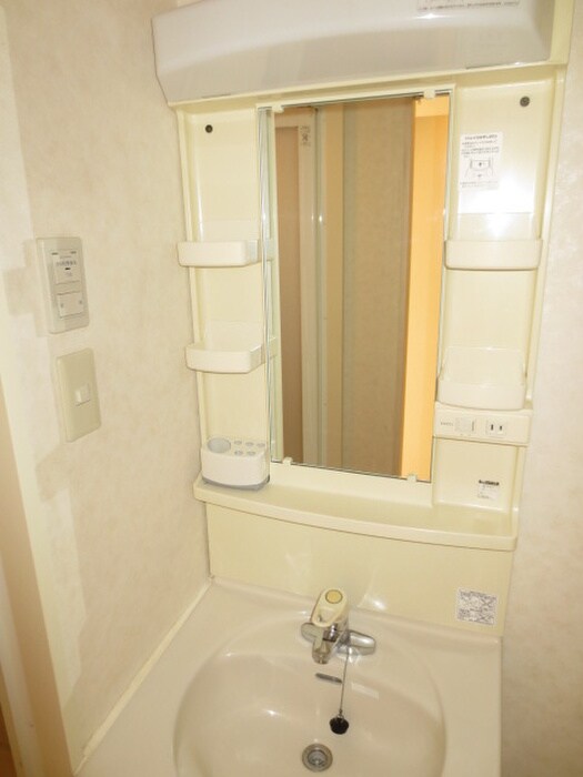 物件内観写真12　(洗面)