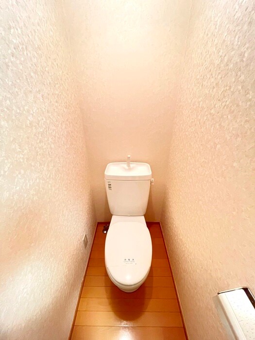 物件内観写真12　(トイレ)