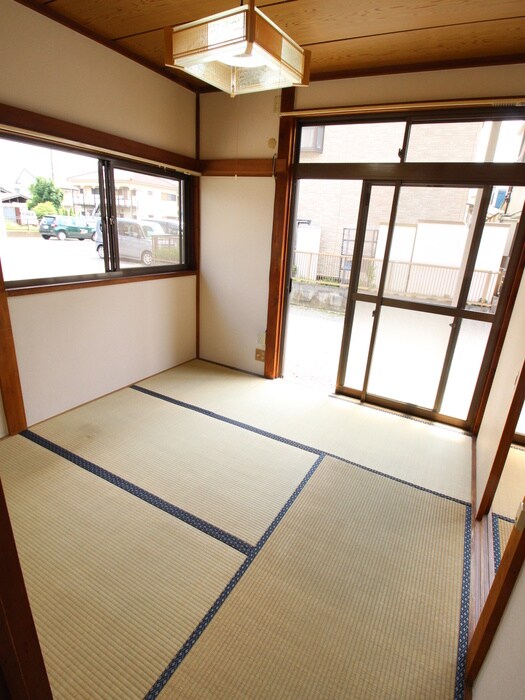 物件内観写真9　(居室)