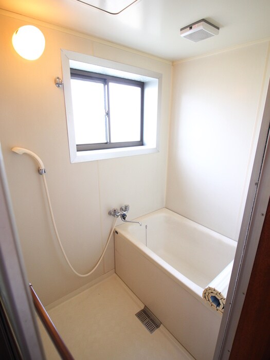 物件内観写真12　(バス／シャワールーム等)