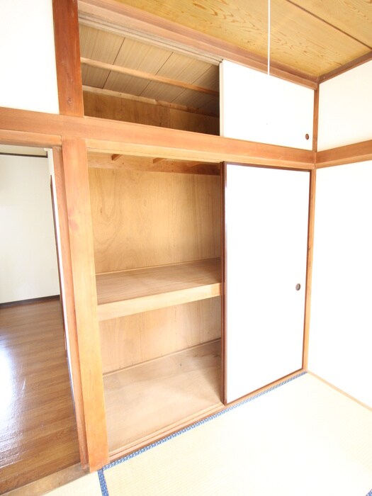 物件内観写真15　(収納)