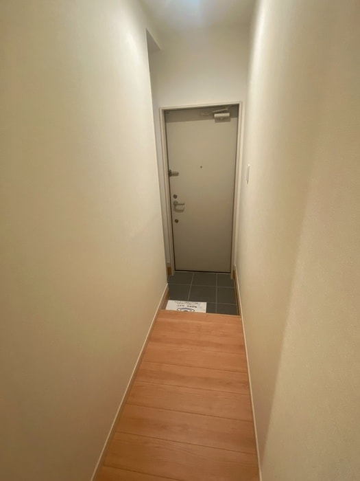 物件内観写真15　(玄関)