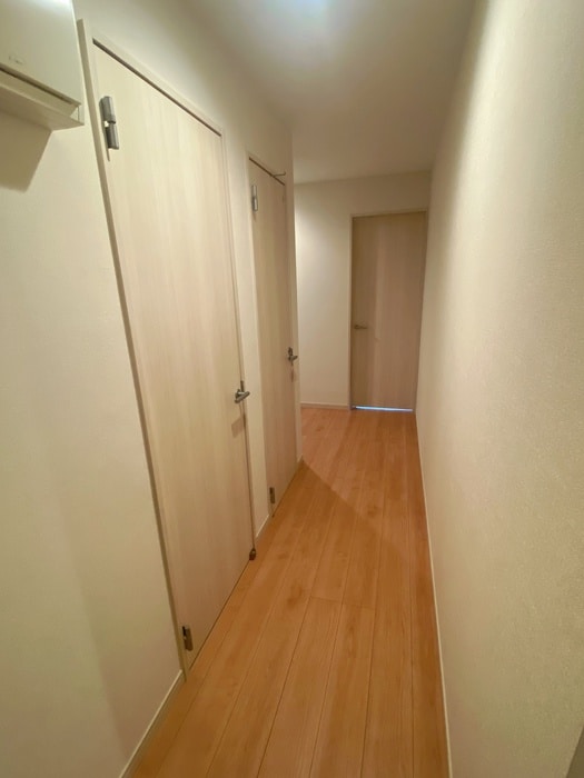 物件内観写真16　(廊下)