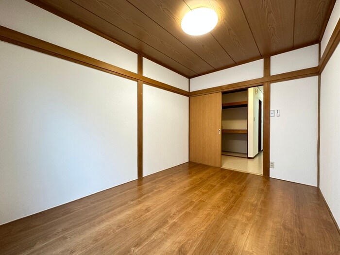 物件内観写真10　(居室)