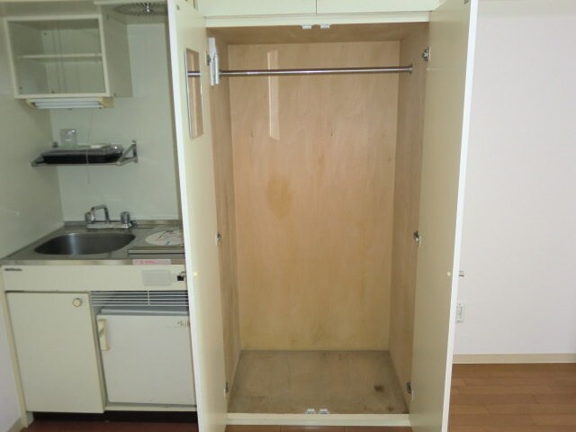 物件内観写真9　(収納)