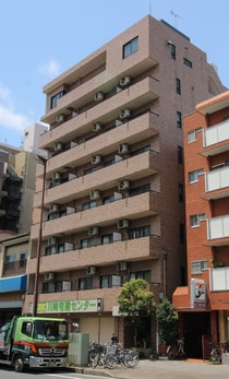 アンゲネ－ムハウスの外観写真