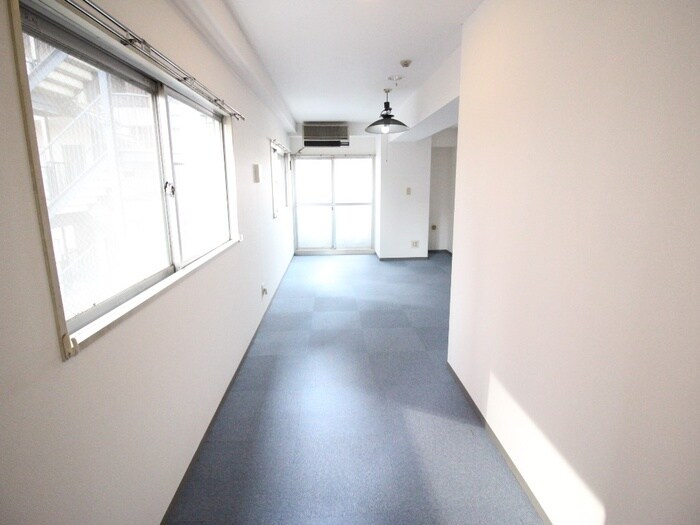 物件内観写真5　(居室)