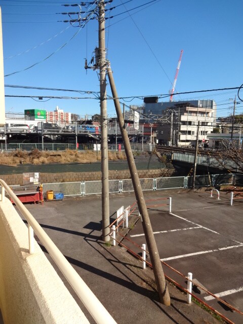 物件内観写真16　(室内からの展望)