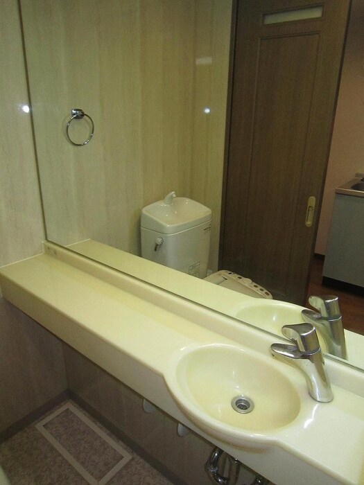 物件内観写真10　(洗面)