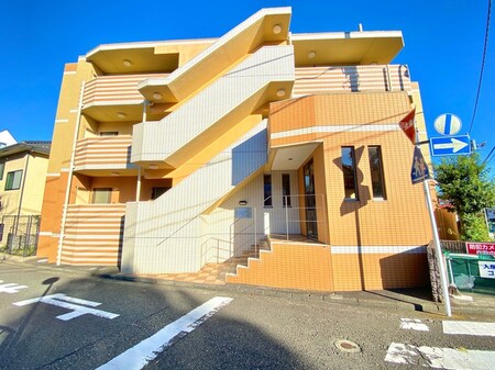 ティ－リ－フ横浜レジ－ナ外観写真