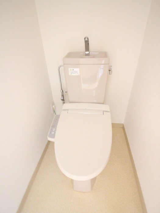 物件内観写真13　(トイレ)