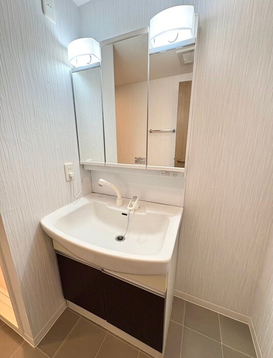 物件内観写真13　(洗面)