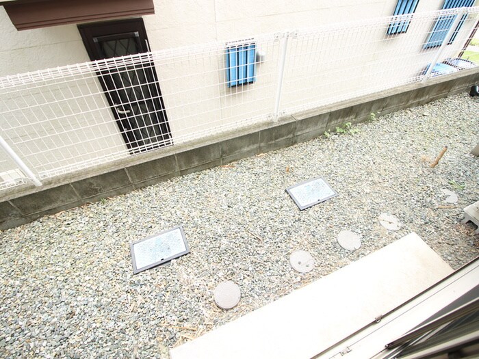 物件内観写真21　(室内からの展望)