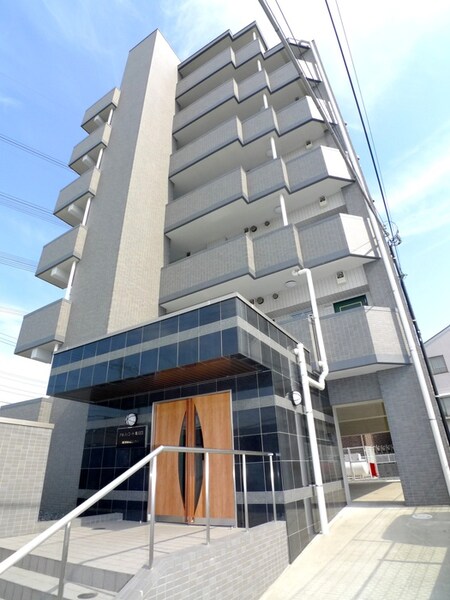 アルファコ－ト東川口外観写真