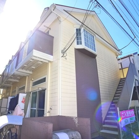 トレインハウス外観写真